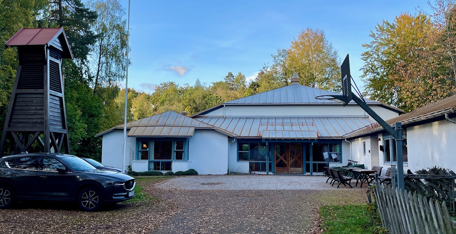Skoppum kirke. Foto.